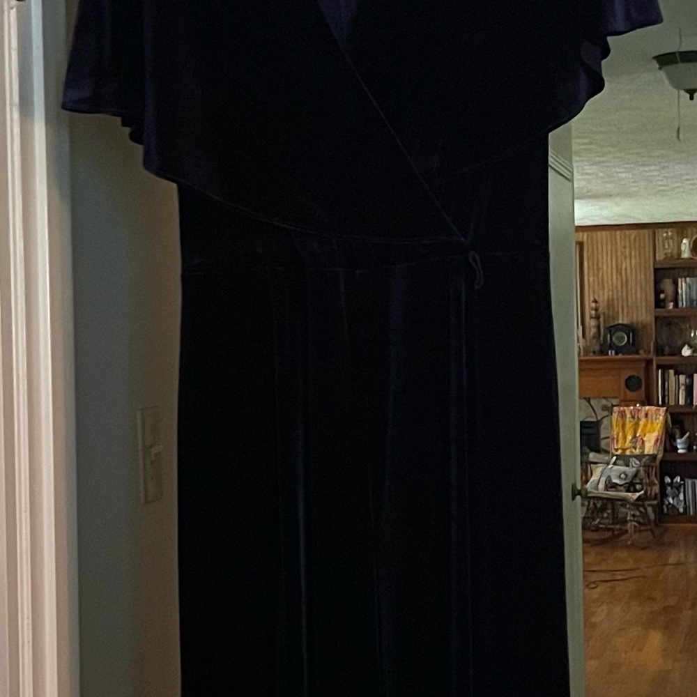 Elegant Navy Velvet Jumpsuit